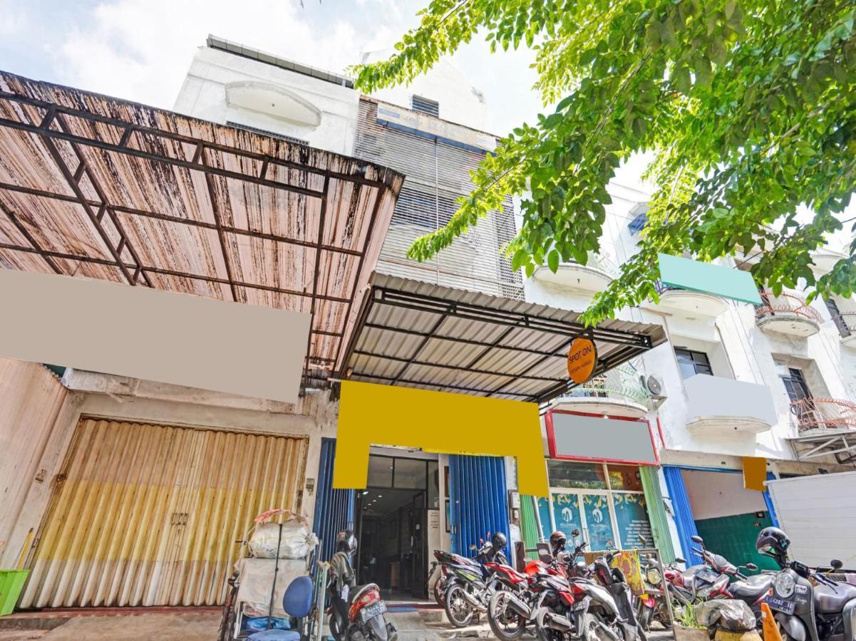 Hotel Oyo 90403 Gosepa Ngagel Surabaya Exterior foto